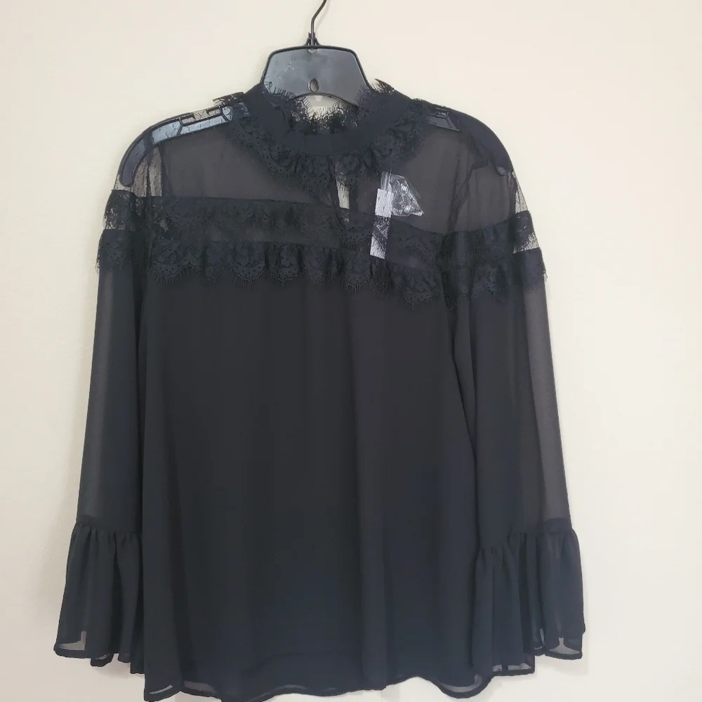 Ruffle Sleeve lace Top with Pearl Buttons - Picture 1 of 9